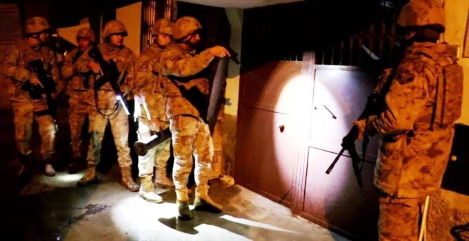 Mersin’de terör operasyonu: 10 gözaltı
