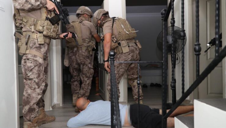 Mersin’de terör örgütlerine operasyon: 4 gözaltı