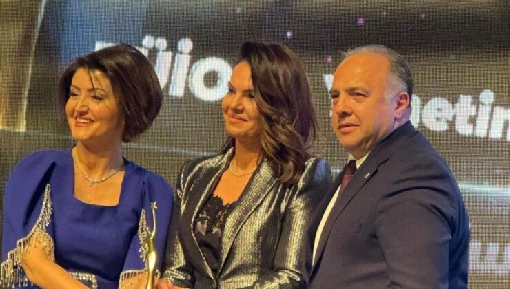 TÜİOSB Başkanı Akyürek Balta’ya ‘Yılın Fark Yaratan Kadını’ ödülü
